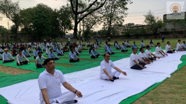 21 Jun 2023 – President BIIA, Shri Parveen Lamba Ji, participated in the Yoga Day camp organized by B Braun, promoting health, harmony, and workplace wellness.