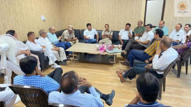 03 Sep 2022 – BIIA delegation honoured SHO Shri Jitendra Solanki Ji on his transfer and warmly welcomed newly appointed ASP Shri Vipin Sharma Ji